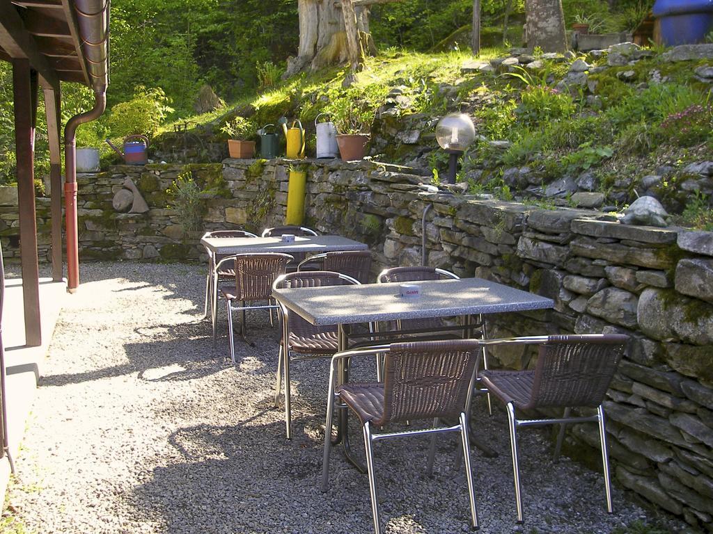 Baracca Backpacker Hostel Aurigeno Exterior foto