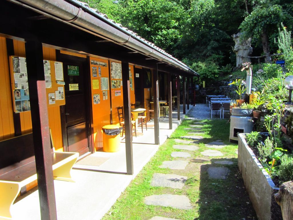 Baracca Backpacker Hostel Aurigeno Exterior foto