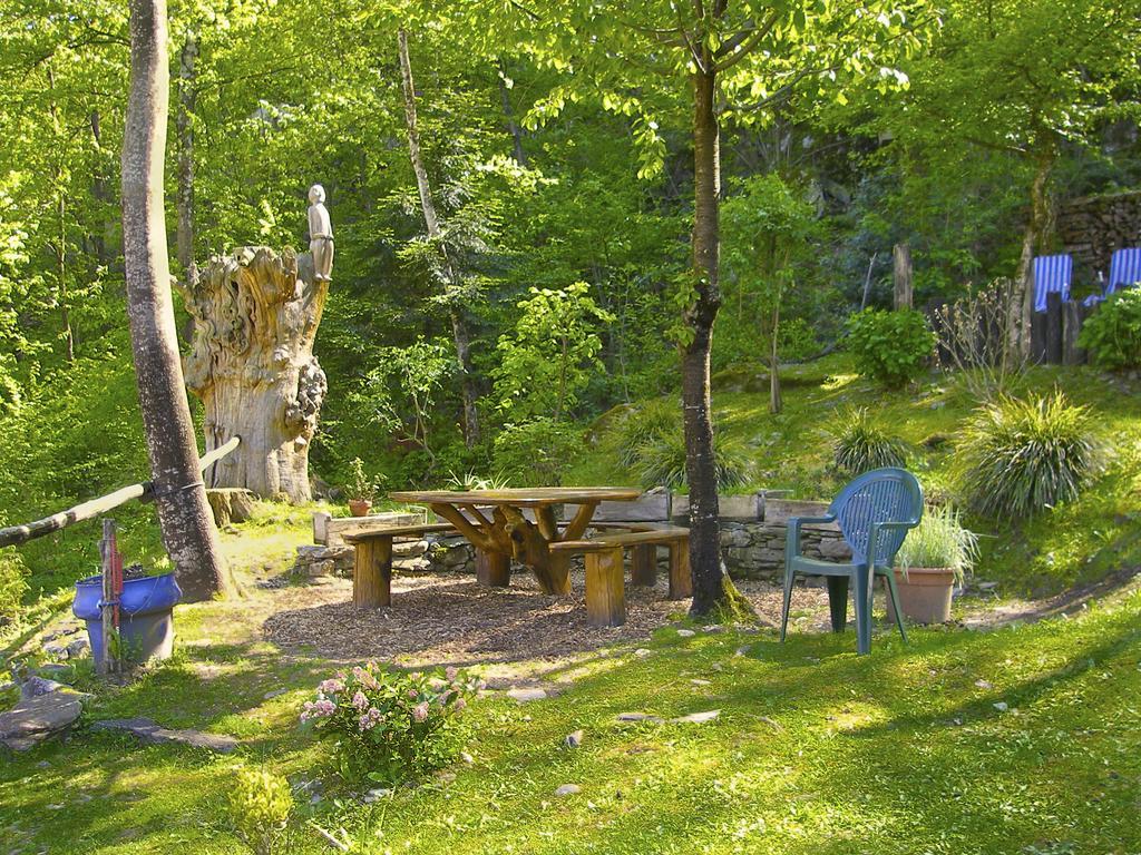Baracca Backpacker Hostel Aurigeno Exterior foto